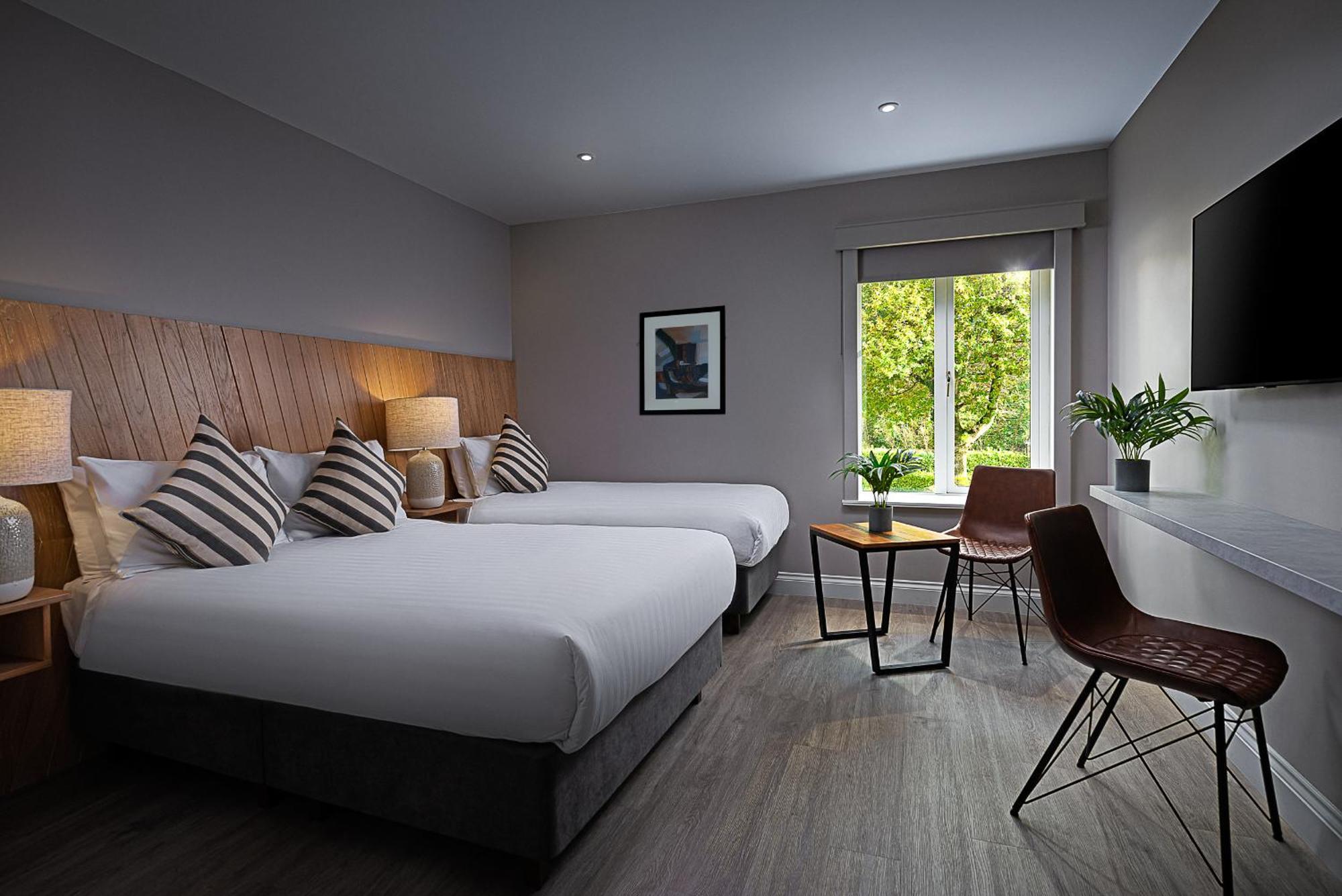 Kilmurry Lodge Hotel ลิเมอริค ภายนอก รูปภาพ