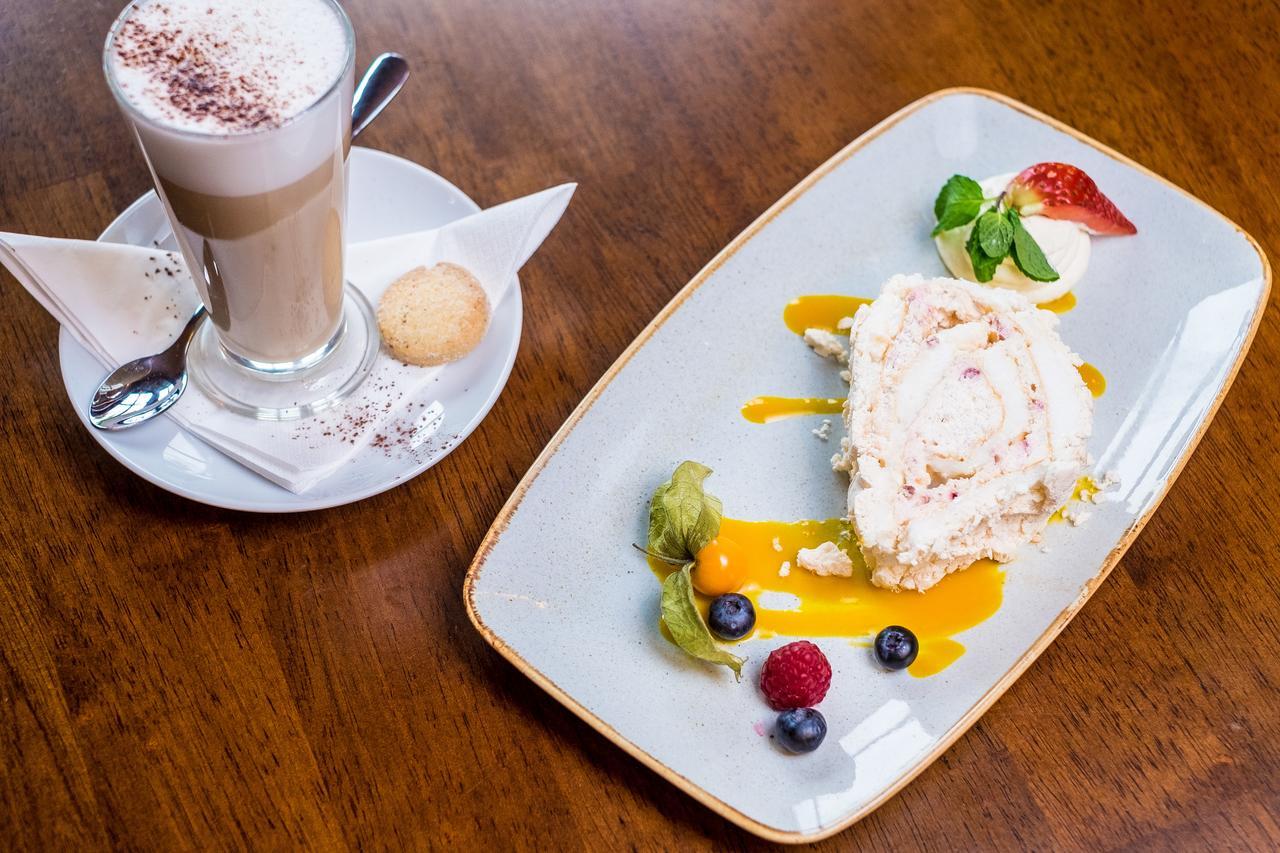 Kilmurry Lodge Hotel ลิเมอริค ภายนอก รูปภาพ
